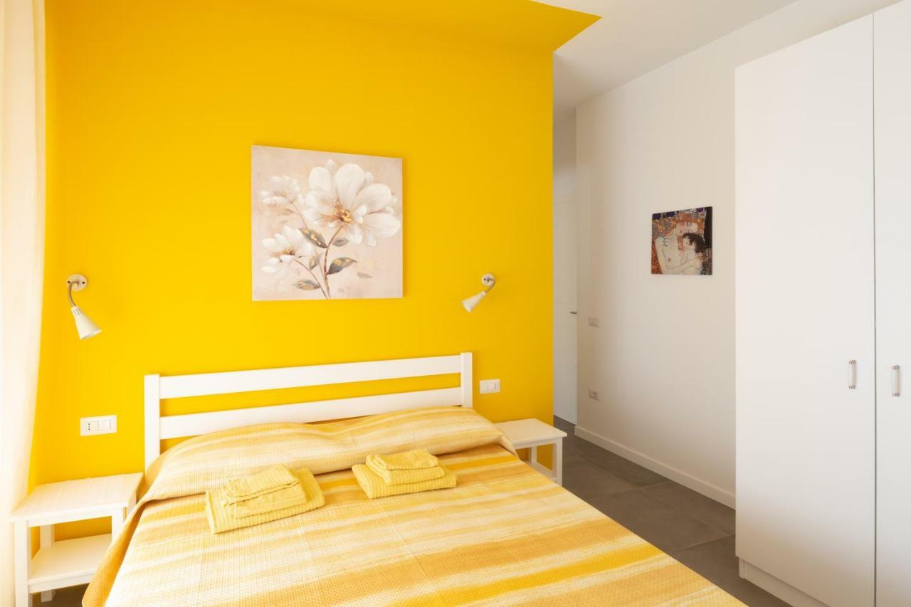 Castelvi Rooms กาญารี ภายนอก รูปภาพ
